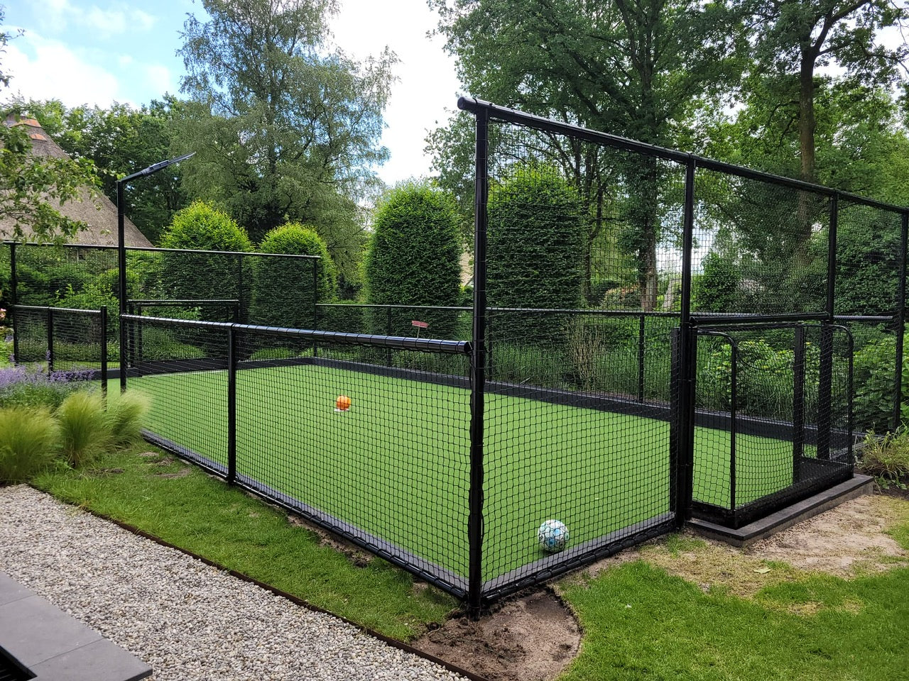 Kunstgras in de tuin - Nobel Grass waterveld professioneel - Privé Hockeyveld - Blaricum